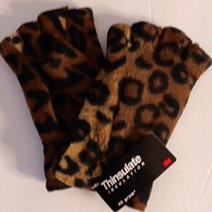 WOMEN'S THINSULATE FINGERLESS LEOPARD GLOVES, O/SSku256